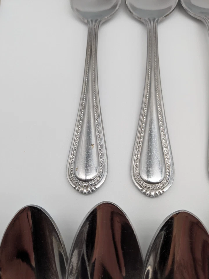 Juego de cubiertos con cuentas de acero inoxidable Oneida Countess 33 piezas Foto 3 de 4