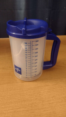 18 Ounce Hospital Double Wall Insulated Water Tracking Mug with Straw