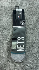 Brooklyn Nets Socks Size Medium Mens 6-8.5 Stance Black Gray Logo Basketball
