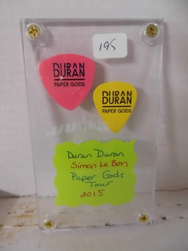 DURAN DURAN "SIMON LE BON" 2 GUITAR PICK/CASE~2051 PAPER GODS TOUR (#195)