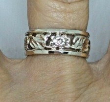 Ladies Sterling Silver Flowers  Leaves Ring, Size 7.75