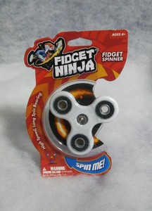 fidget ninja spinner