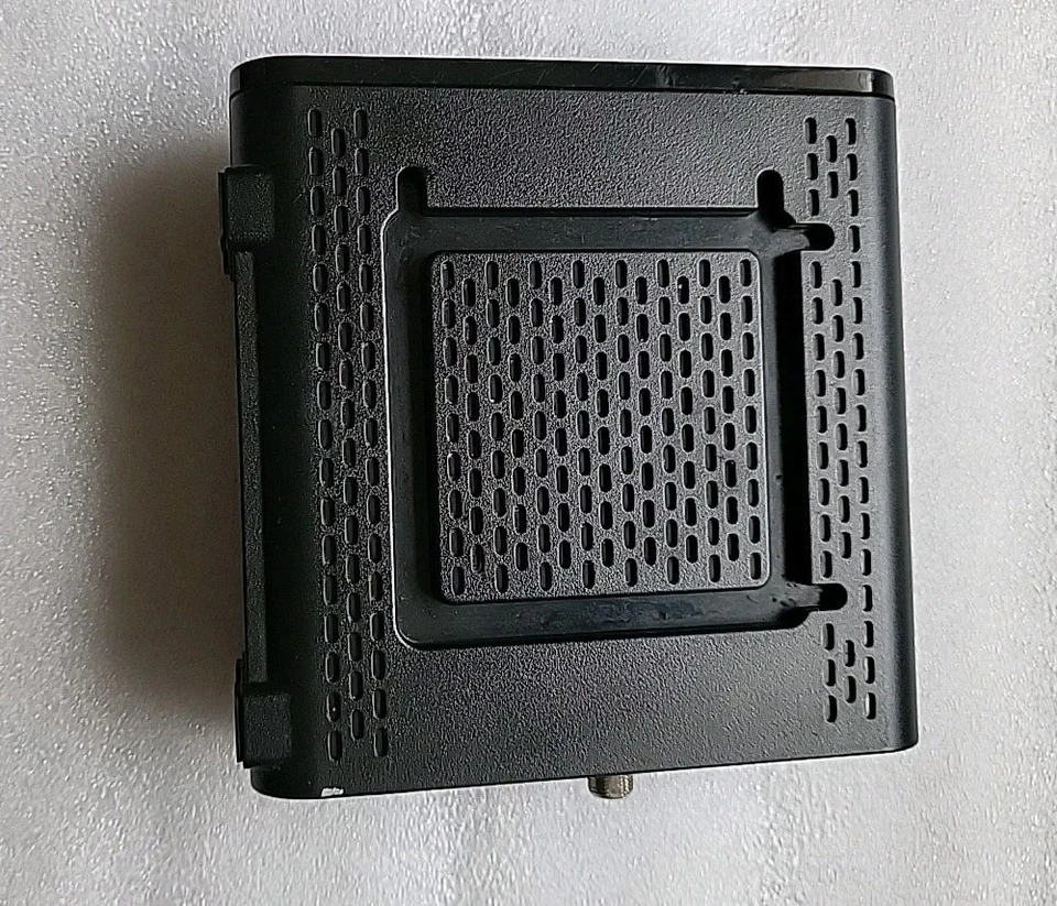 Arris Surfboard SB6121 Docsis 3.0 Cable Modem Refurbished with Power - Image 3 of 4