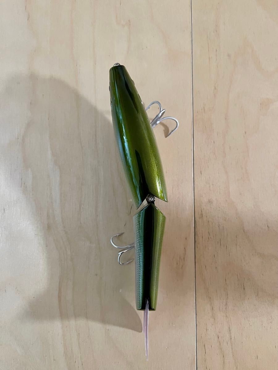 Roman Made THE NEGOTIATOR Swimbait Emerald Blue Green Natural Wood Series - Image 4