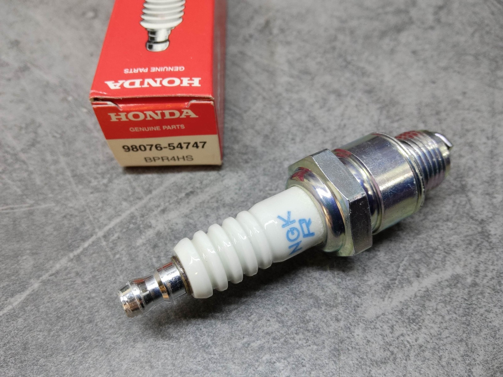 NGK spark plug type BPR4HS for GX360 HONDA 98076-54747