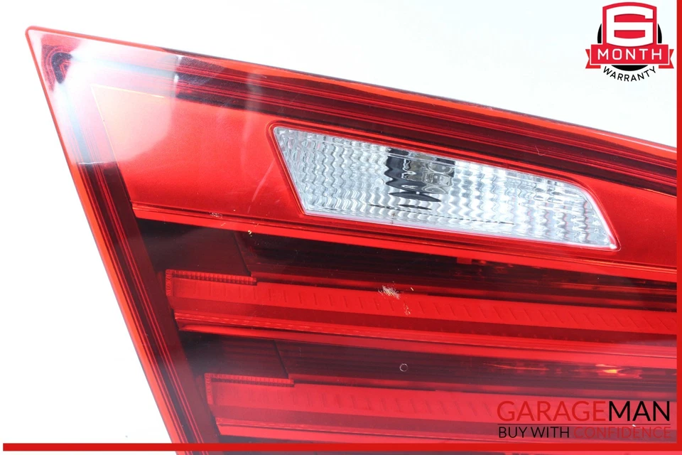 11-16 BMW 528i 535i 550i F10 Trasero Izquierdo Lado del Conductor LED Luz Trasera Interior Lámpara Fabricante de Equipo Original Foto 2 de 4