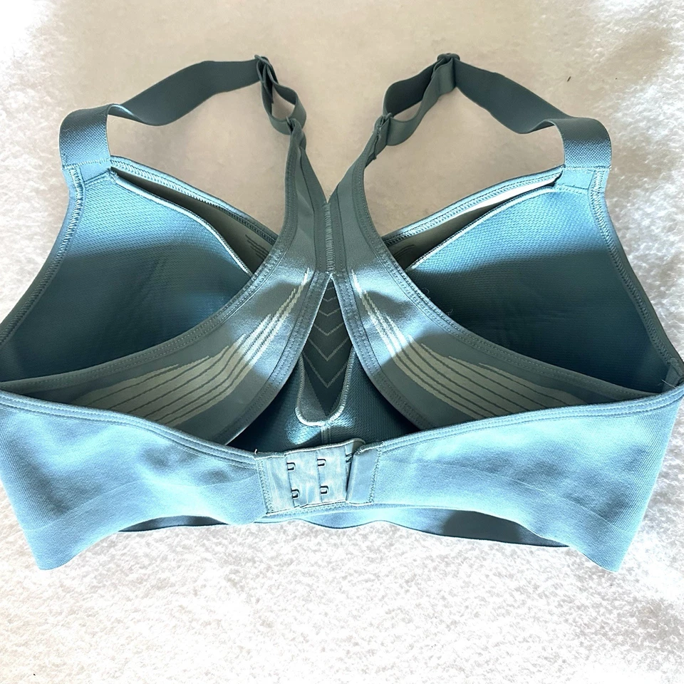 Sujetador deportivo Victoria's Secret 36D azul azulado ON POINT inalámbrico espalda deportiva Foto 3 de 4