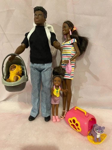 Family Dolls Set of 4 People with Mom, Dad, 2 Kids and a Kitten African American