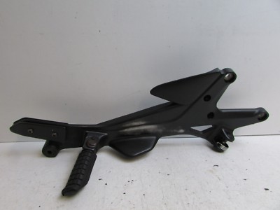 Honda CBF600 N/S 2008 - 2010 rechte Hand Doppelaufhänger & hinterer Fußpeg J10 E