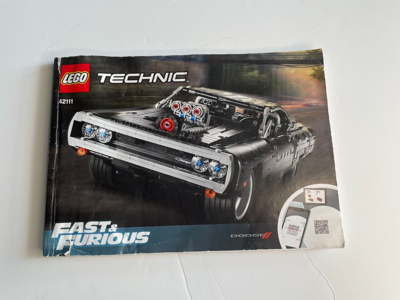LEGO Technic Fast & Furious Dom's Dodge Charger 42111 Instruction Manual