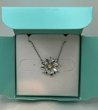 Origami Owl Silver Daisy Necklace 16”- 18" Chain w/ Crystal - NEW - SP4080