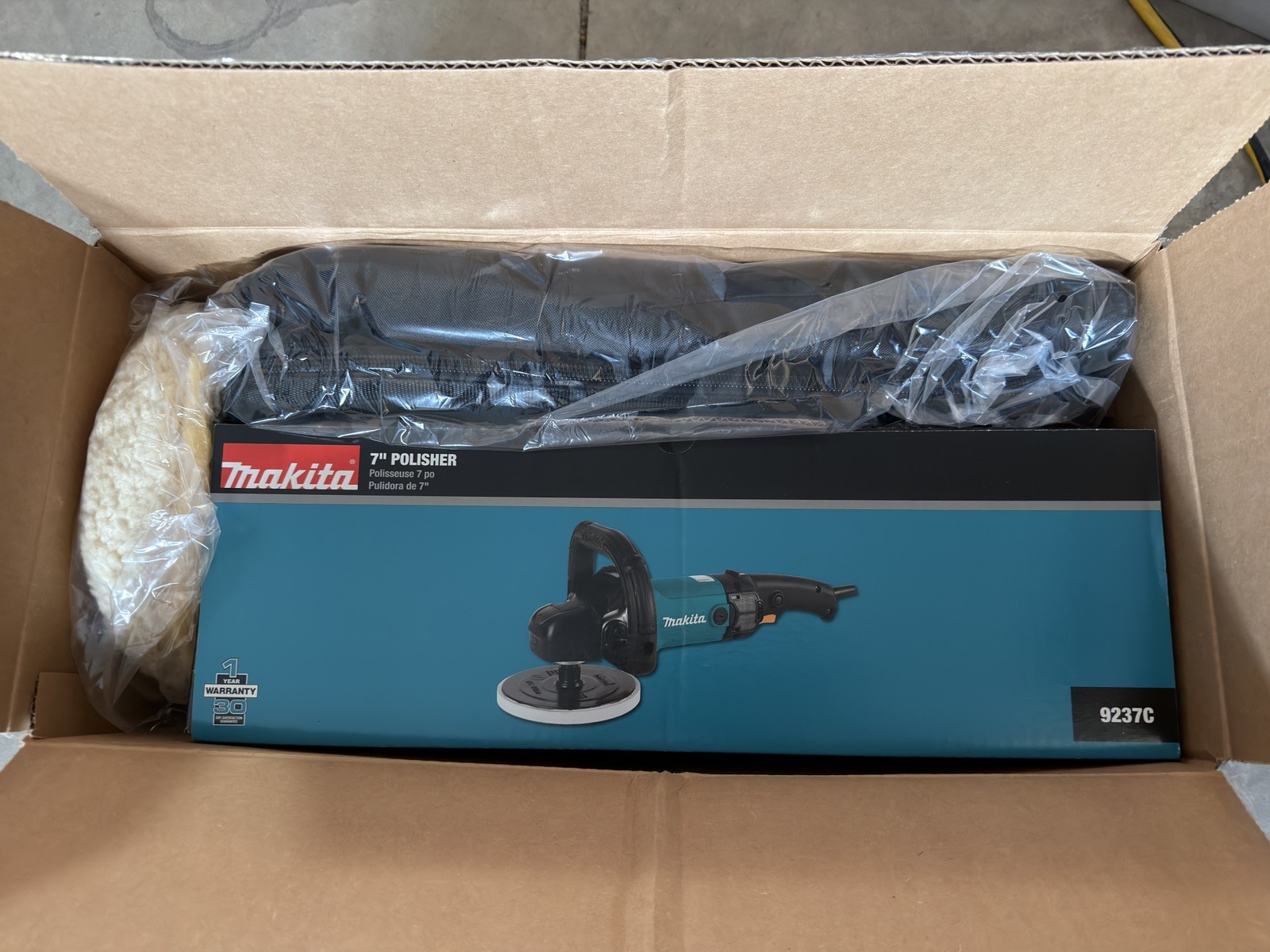 Makita 9237CX3 7 Inch Polisher Loop Handle with Wool Pads an