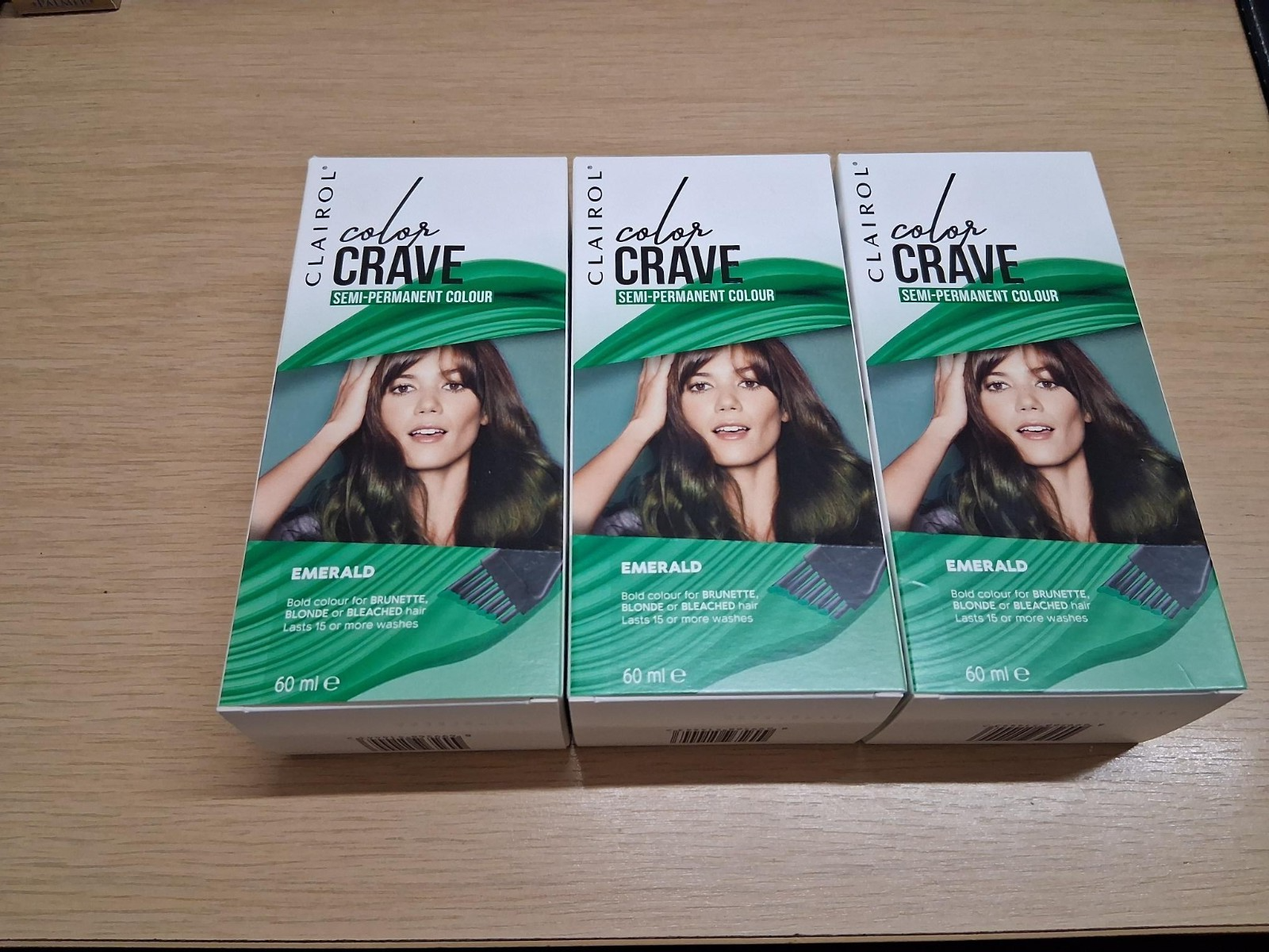 Clairol Emerald Semi Permanent Colour.  Color Crave 60ml x 3 JUST £7.89
