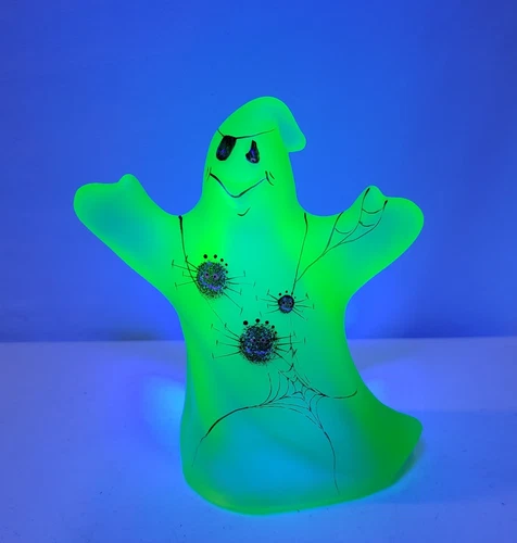 RARE Fenton Ghost Green Glass Halloween Figurine Hand Painted SIGNED- GLOWS w UV