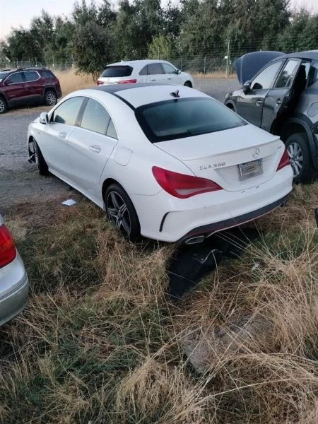 Right Front SUSPENSION KNEE ASSEMBLY 2014-2019 MERCEDES-BENZ CLA250 Foto 4 de 4