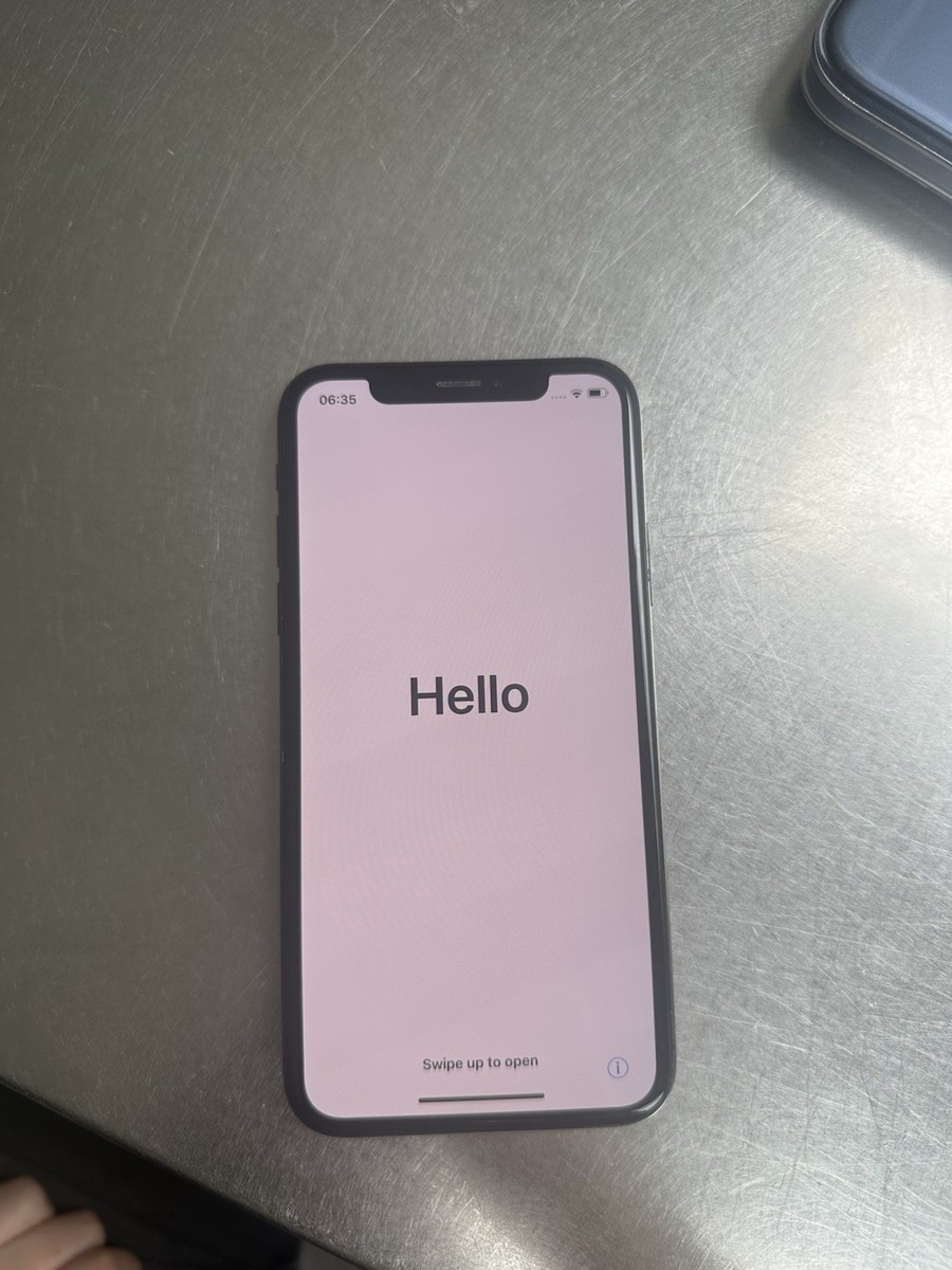 Apple iPhone X - 256GB - Space Grey (Unlocked) A1901 (GSM) for