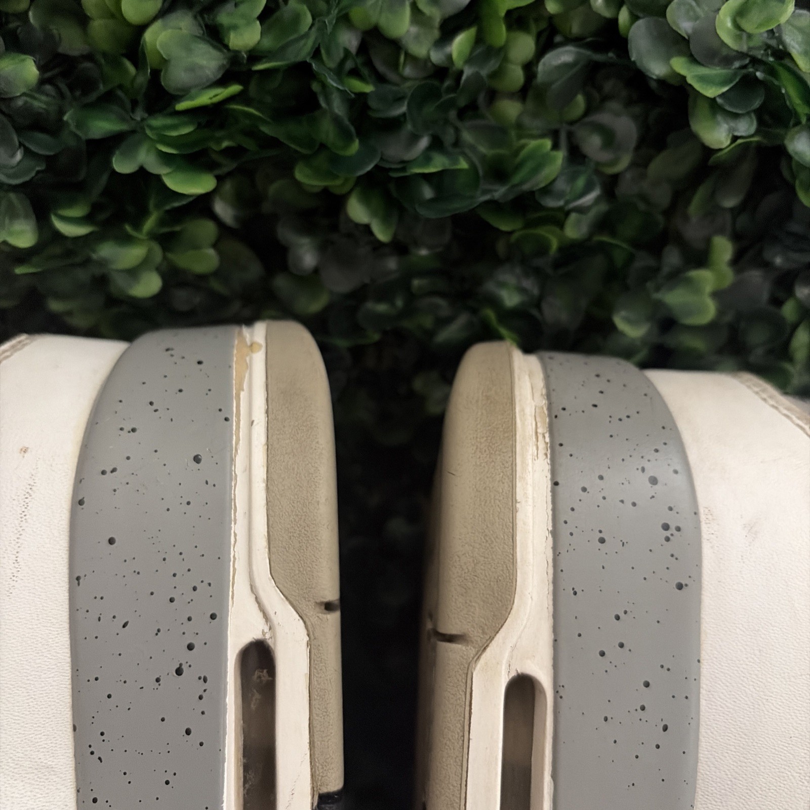 Nike Air Jordan 4 Big Kid’s (GS) Retro OG Mid White Cement 2016 Shoes US Size 7Y thumbnail 14