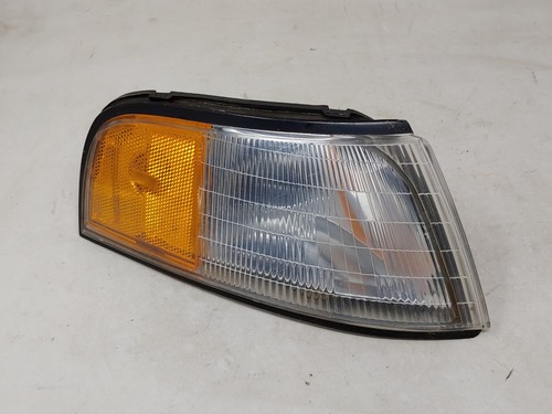 1990 91 92 93 1994 Chevy Lumina Right Passenger Turn Signal Corner Light OEM - Picture 3 of 7