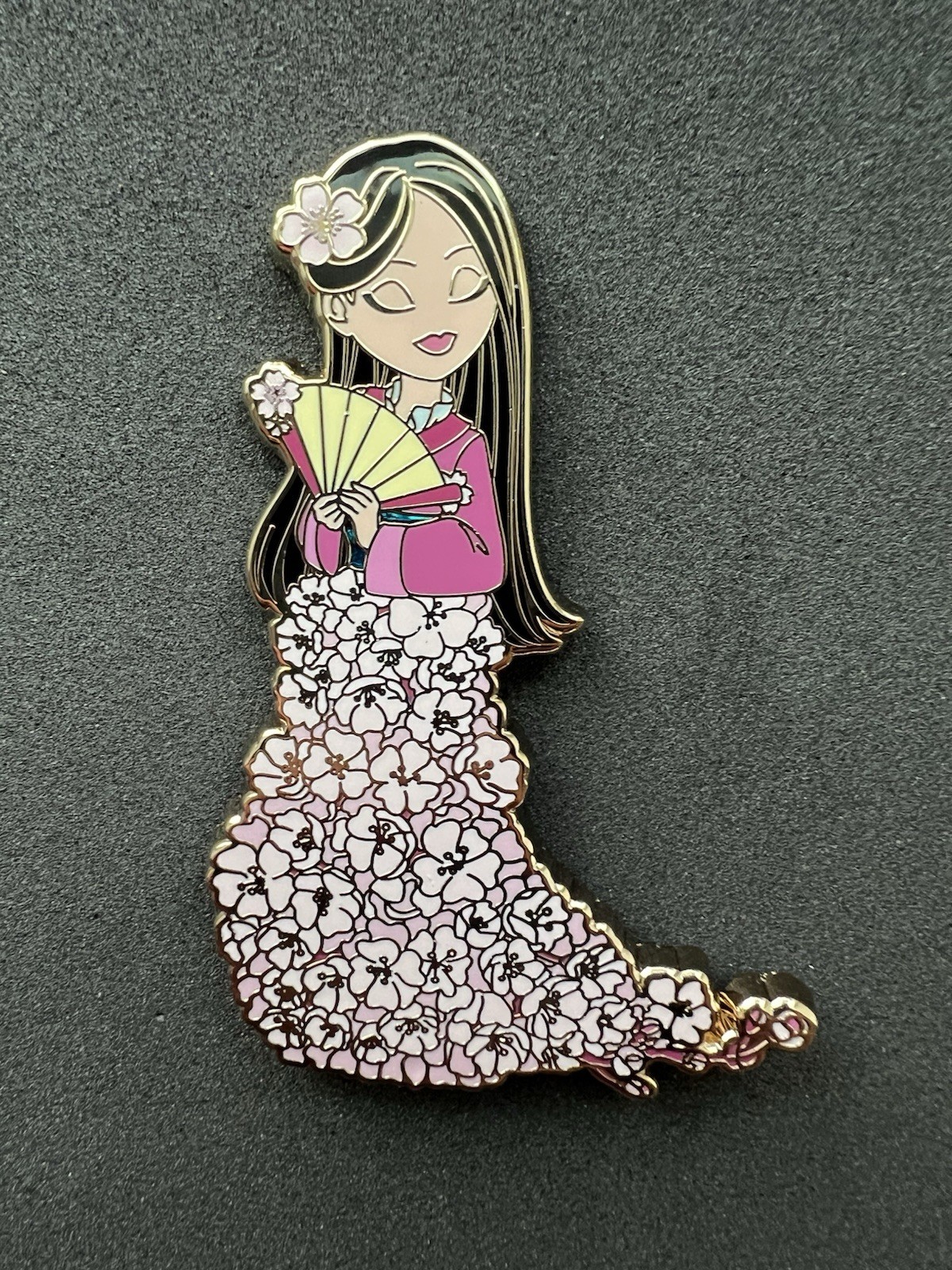 Disney FANTASY Pin - Mulan LE 50 - Petal Princesses Fantasy Pin Garden