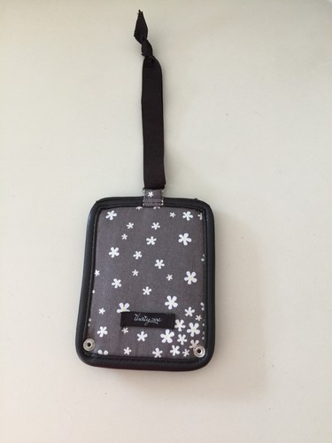 Thirty One Carry Me Away Luggage Tag In Daisy Daisies Brown NWOT