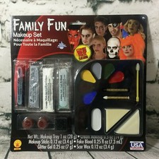Rubies Family Fun Makeup Kit Water Washable Vampire Blood Glitter Makeup Sticks