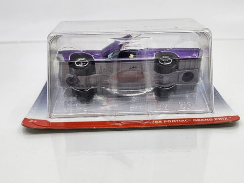 '64 Pontiac® Grand Prix™ Matchbox™ MBX Road Trip Moving Parts 1:64 Scale - Picture 4 of 5
