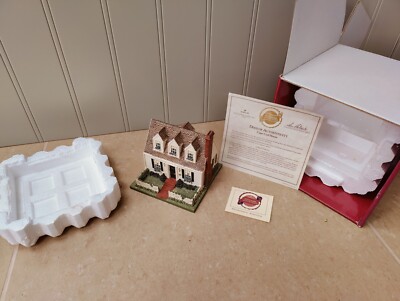Hallmark Collections Cape Cod House