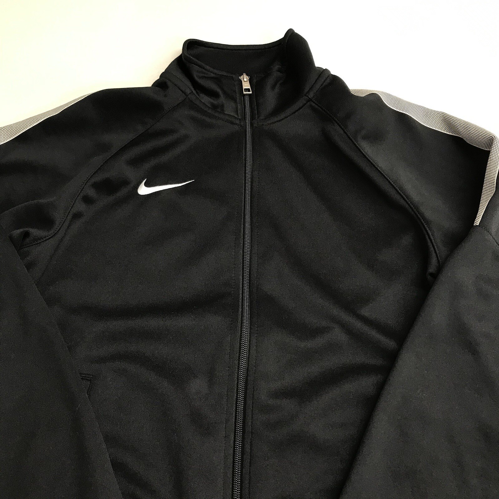 Nike Men’s Black Full Zip Swoosh Logo Sweatshirt Smal… Gem