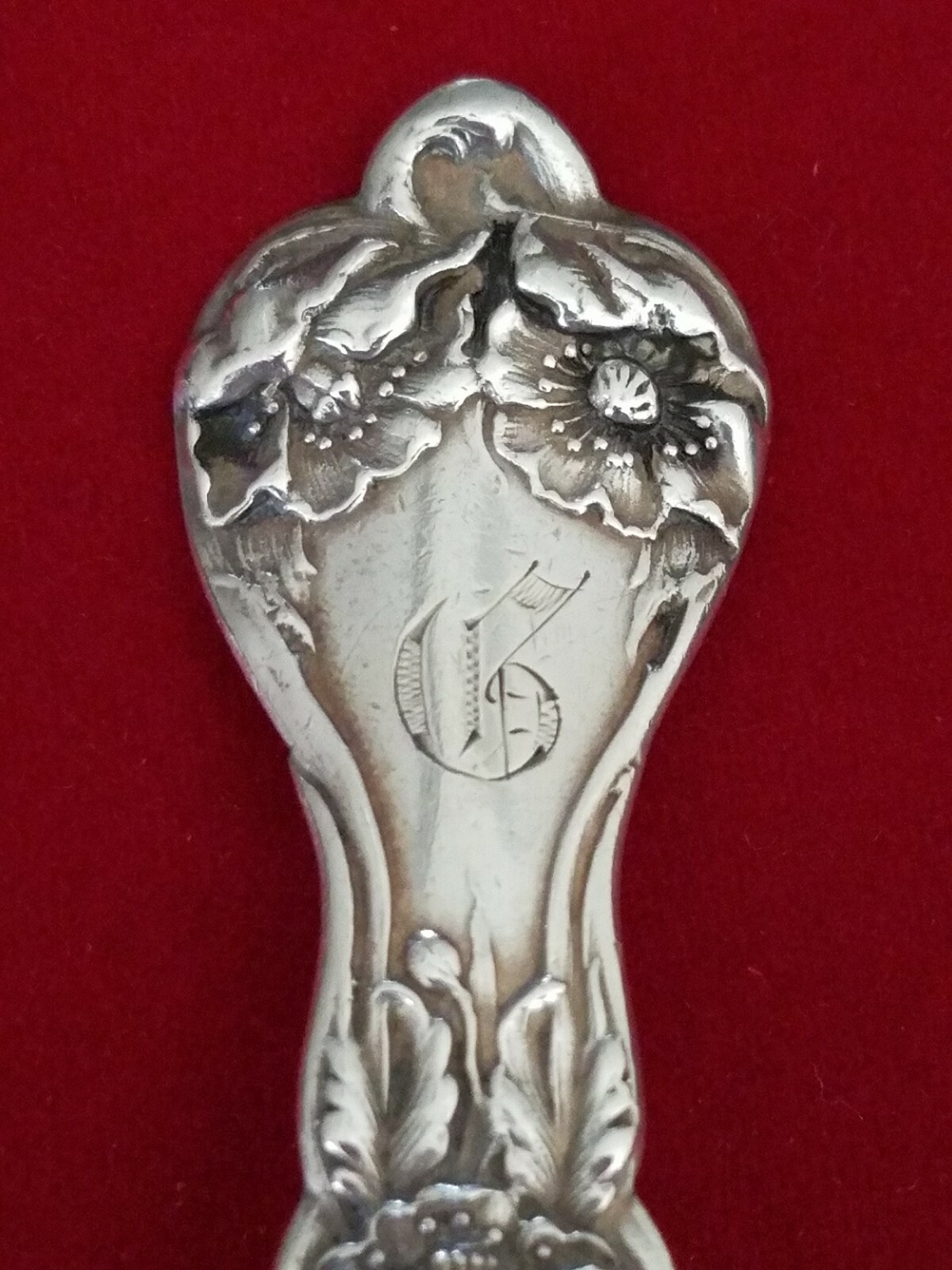 Antique 1900 MAJESTIC Pattern • Sterling Silver Teaspoon • Alvin Mtg