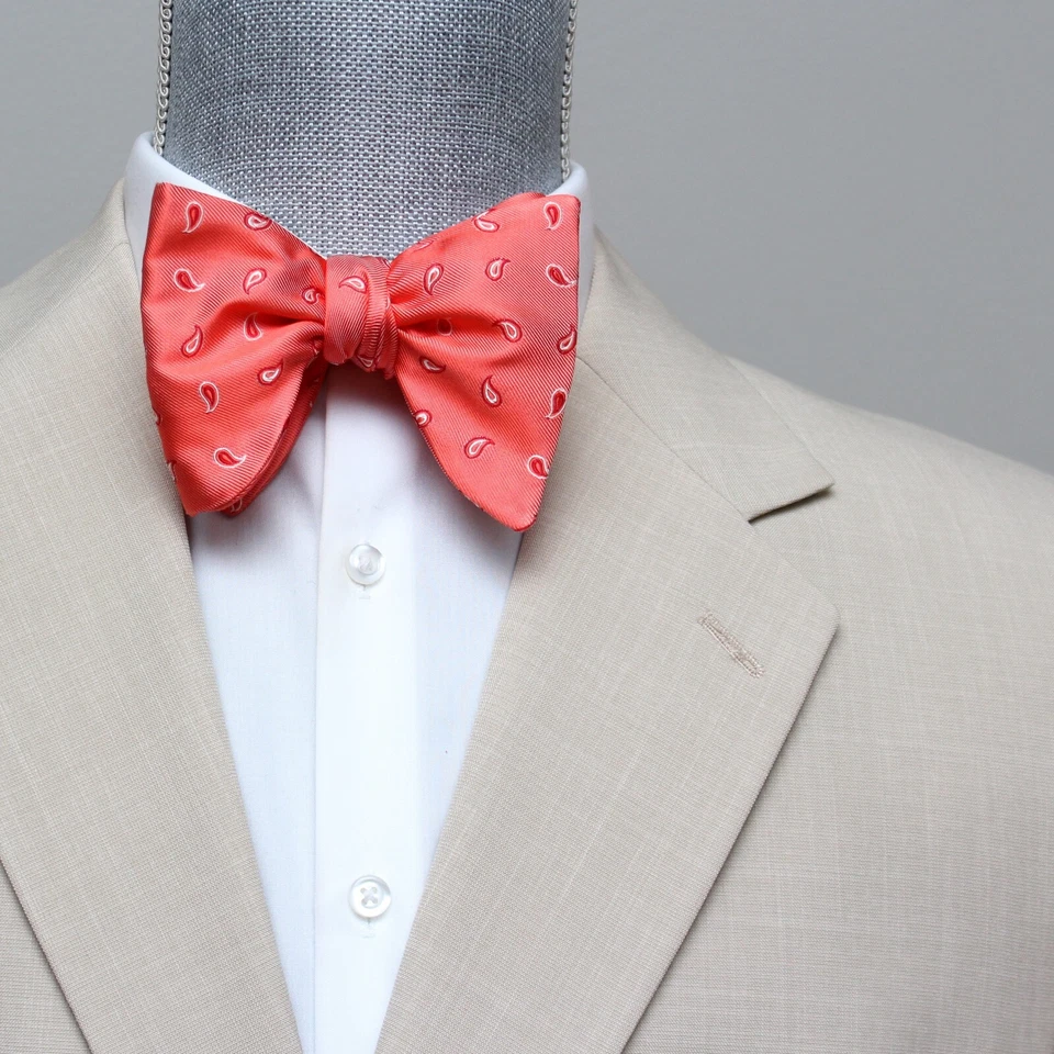 Pajarita de hombre autoatada mariposa grande S616 coral pequeña cachemira Foto 2 de 4