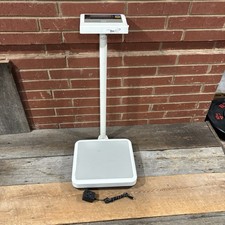 Tanita BWB-800A Bilancia medica digitale 440 libbre/200 kg con espositore