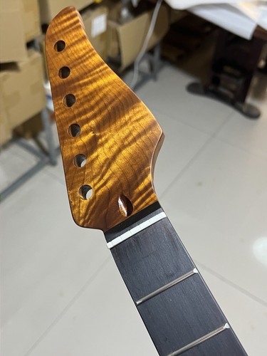 5A Acciaio Inox22frets Suhr Arrosto Fiamma Acero Chitarra Elettrica Collo Palissandro - Foto 3 di 6
