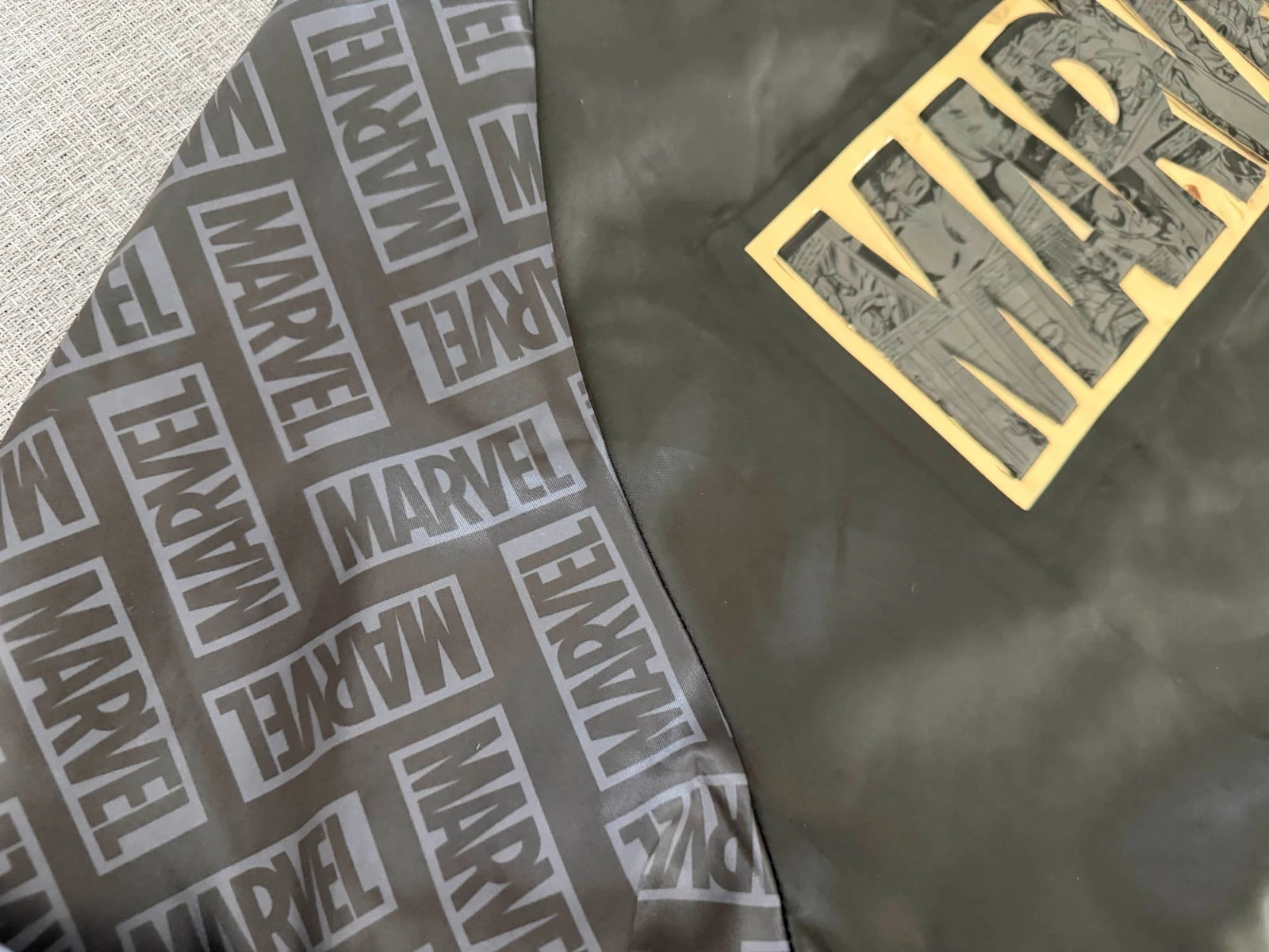 NEW - MARVEL 85th Anniversary Golden Logo Satin Bomber Jacket By Loungefly - XL image 15