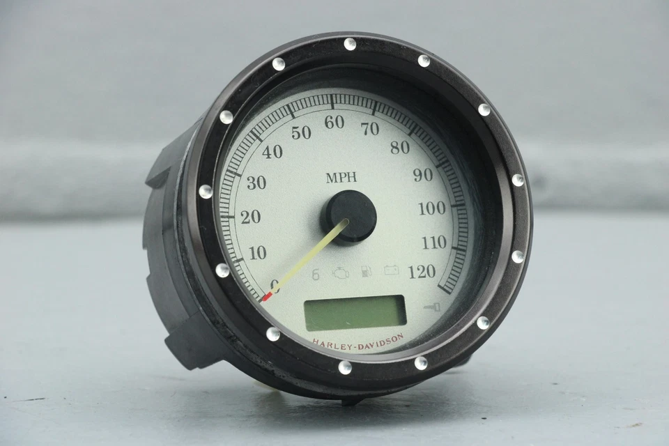 2011 Harley Street Glide Speedometer Odometer Gauge Assembly + Bezel VIDEO - Image 2 of 4