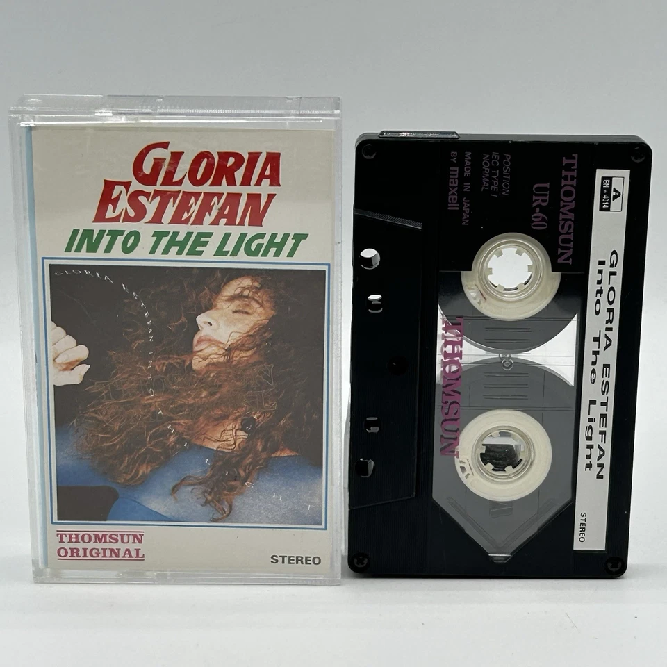 Vintage Gloria Estafan Cassette Tape Lot Cuts Both Ways, Into The Light - Image 4 of 4