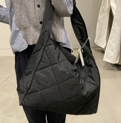 OVERSIZED DIAMOND-QUILTED BAG  Oversized diamond, Quilted bag