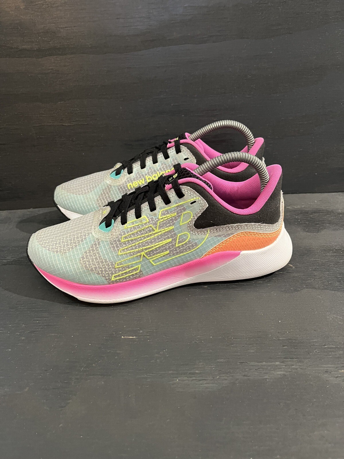 New Balance Breaza Dynasoft Women’s Size 8.5 Gray Pink Athletic Running