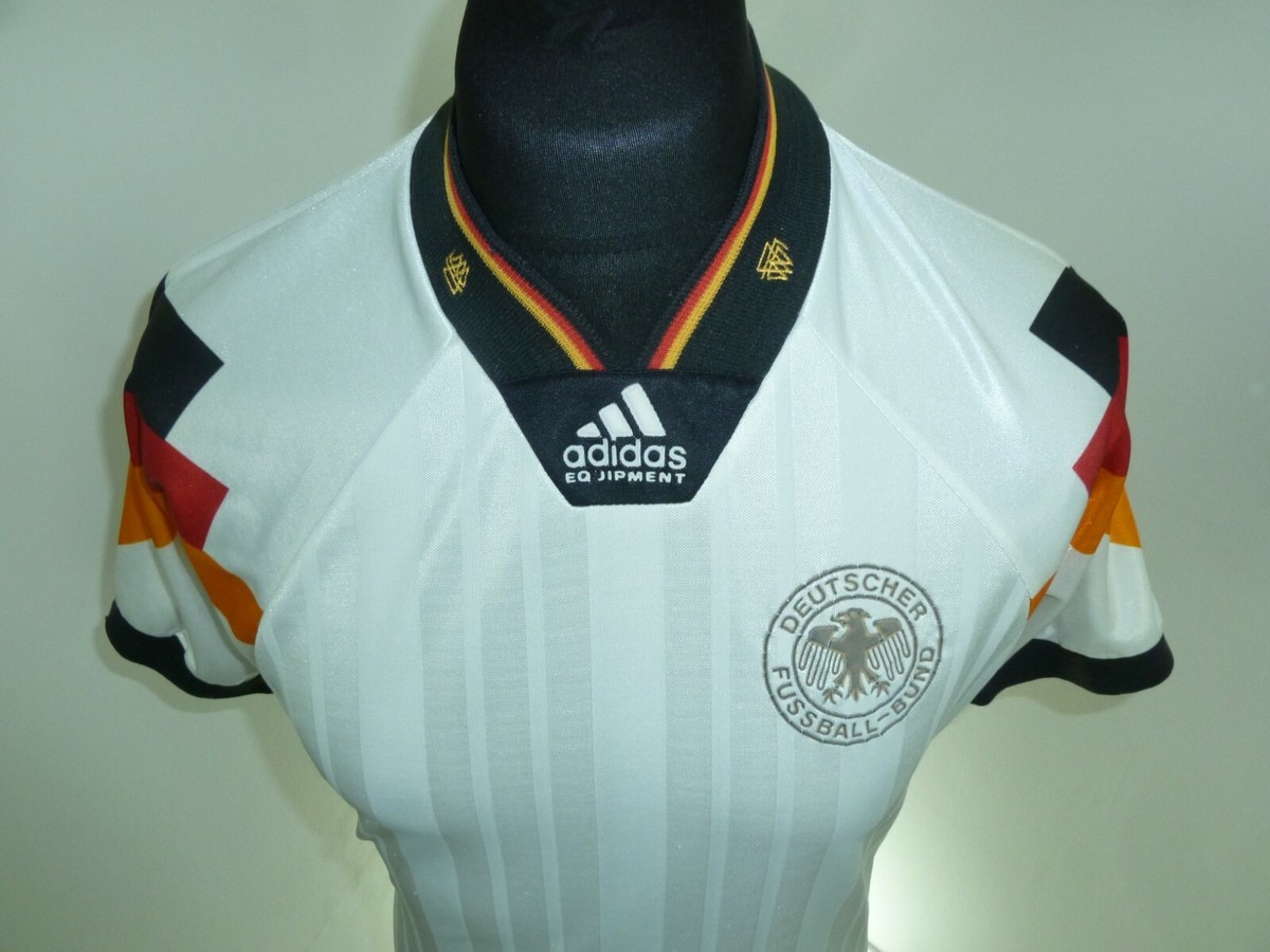GERMANY FOOTBALL shirt small (34-36
