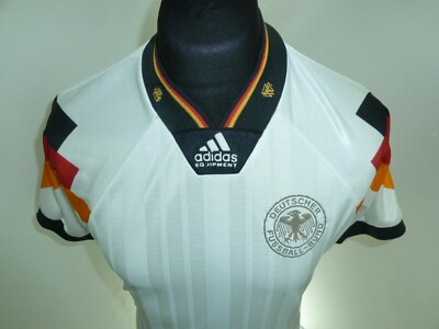 GERMANY FOOTBALL shirt small (34-36