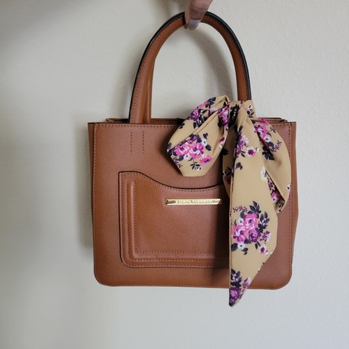 Tan Crossbody Purse 
