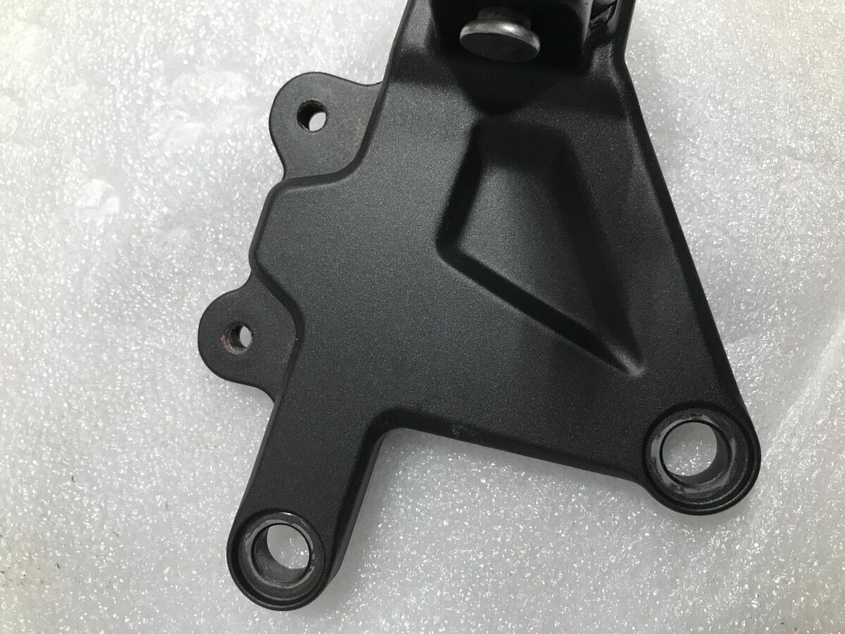 Kawasaki ZX10R Footrest Bracket L/H OEM New T/Off 2016-20 P Kawasaki ZX10R Footrest Bracket L/H OEM New T/Off 2016-20 P