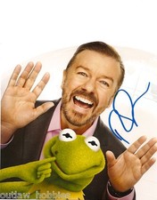 Ricky Gervais Muppets Signed Autographed 8x10 COA
