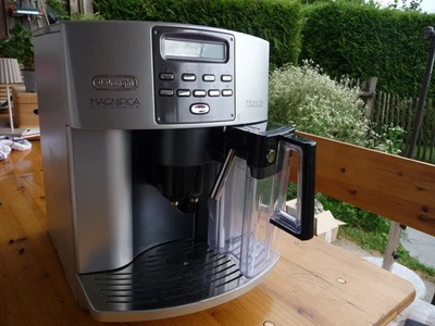 DeLonghi Magnifica Elegance ESAM3600.S