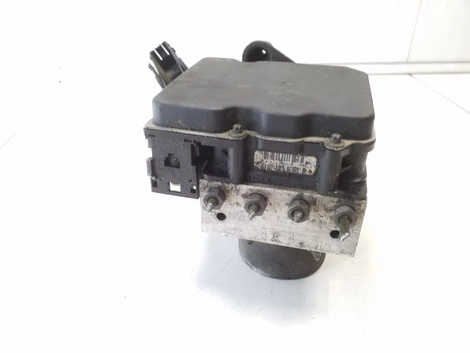 Mercedes-Benz Vito Viano W639 2009 110kW ABS Steuergerät A0014462089 BOS86866 - Изображение 2 из 3