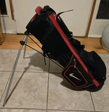 Nike VRS Golf Junior Youth Stand Carry Golf Bag 4-Way Divider Red and Black