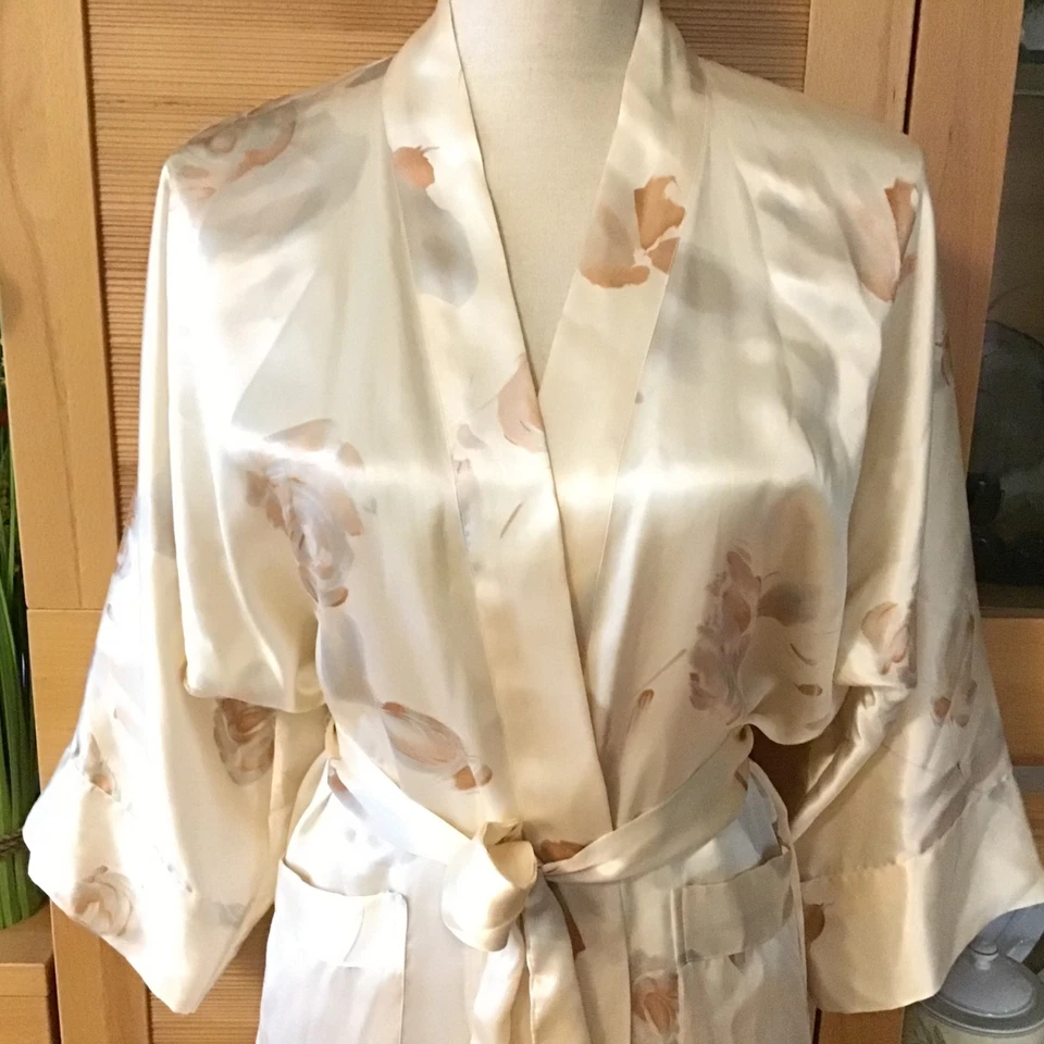 Morgenmantel Jeiyong 38  Champagne. 100%Seide. Neuwertig - Bild 2 von 4