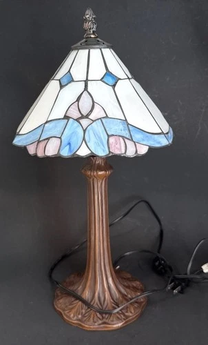 Vintage Blue, White Stained Glass Tiffany Style 16 1/2” Tall Metal Table Lamp