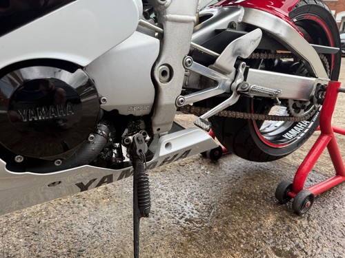 Yamaha YZF R1 4XV W Reg - Picture 8 of 22