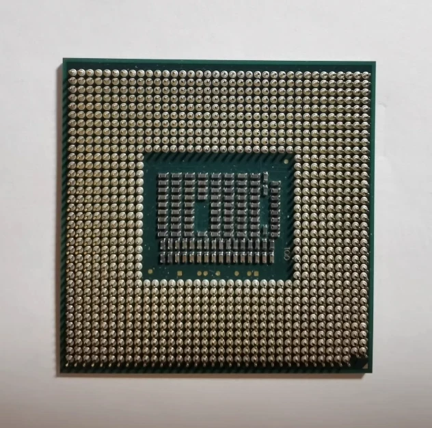 Intel Core i3-3110M CPU 2.4 GHz 3M Cache L3 5 GT/s Socket G2 Processor SR0N1 - Image 2 of 4