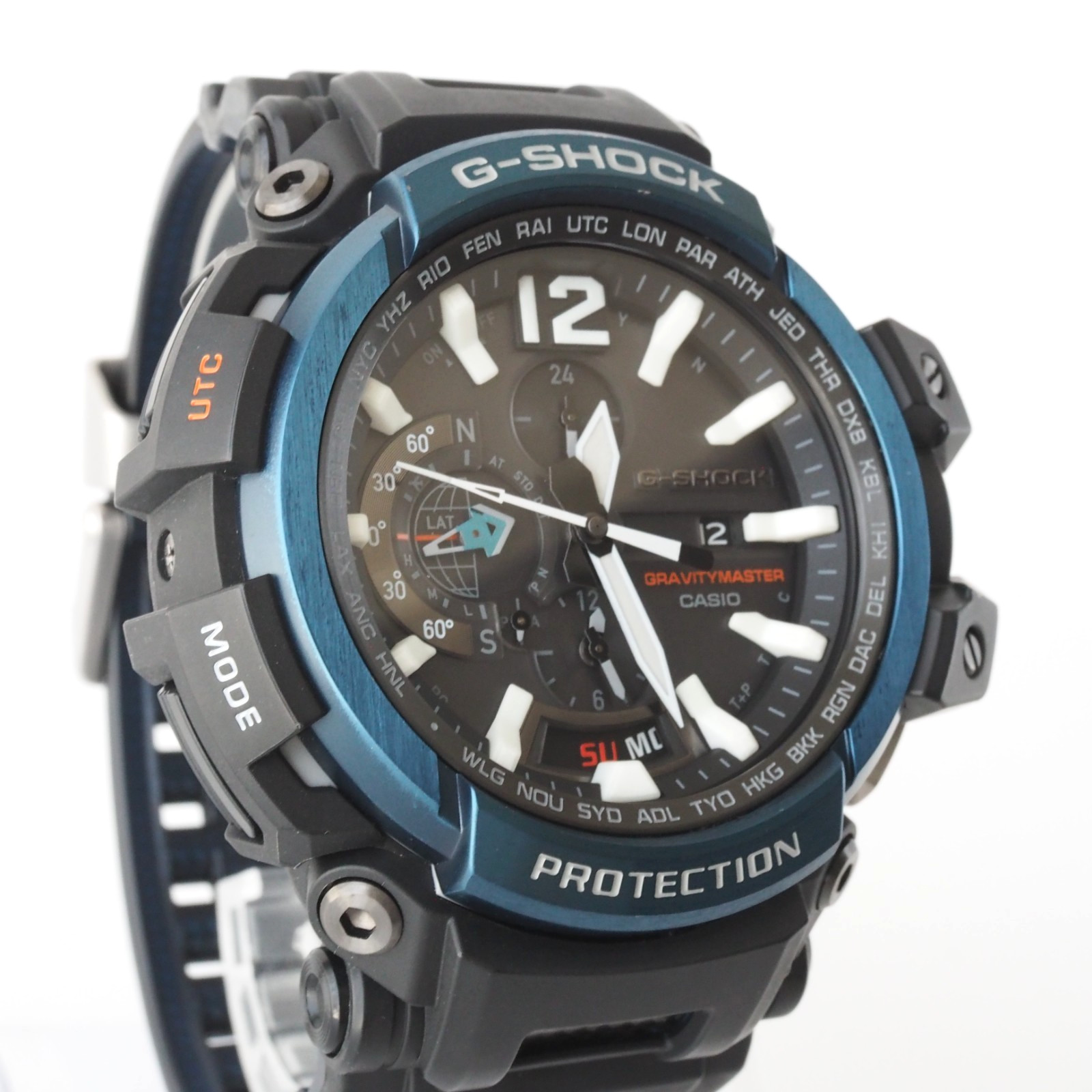 Casio G-Shock Gravity Master GPW-2000-1A2JF Solar Bluetooth Radio Men's Used image 3